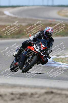 media/May-25-2025-Lets Ride (Sun) [[0ff033e448]]/B Group/1220pm (Riverside)/